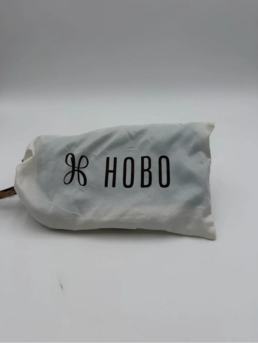 HOBO Lauren Clutch-Wallet